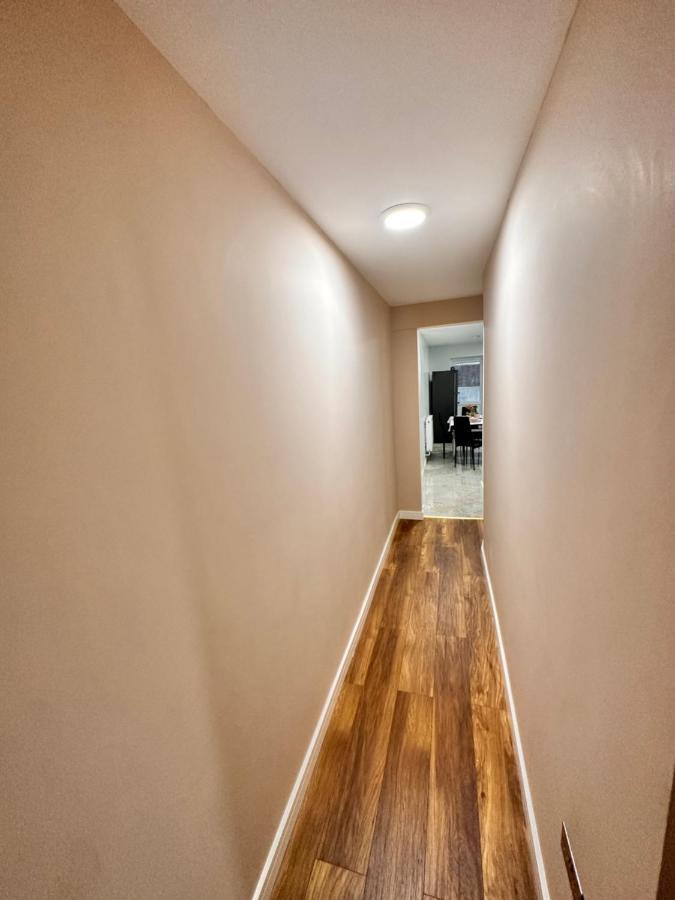 Canary Wharf Single Double And En-Suite Rooms London Exterior foto
