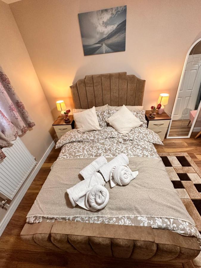 Canary Wharf Single Double And En-Suite Rooms London Exterior foto
