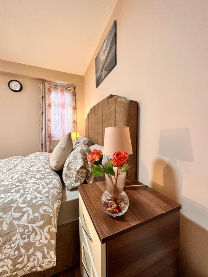 Canary Wharf Single Double And En-Suite Rooms London Exterior foto