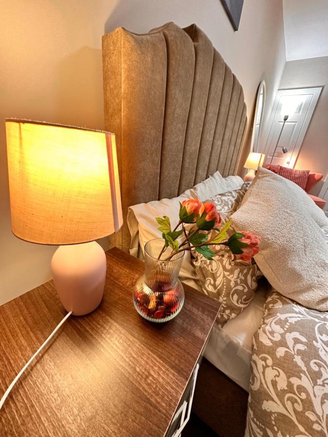 Canary Wharf Single Double And En-Suite Rooms London Exterior foto