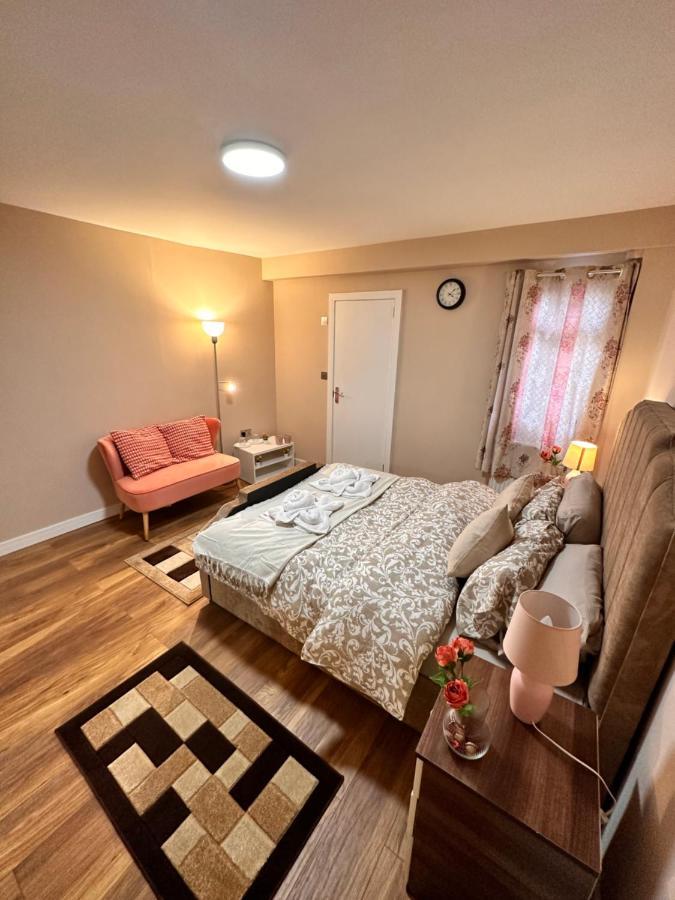 Canary Wharf Single Double And En-Suite Rooms London Exterior foto